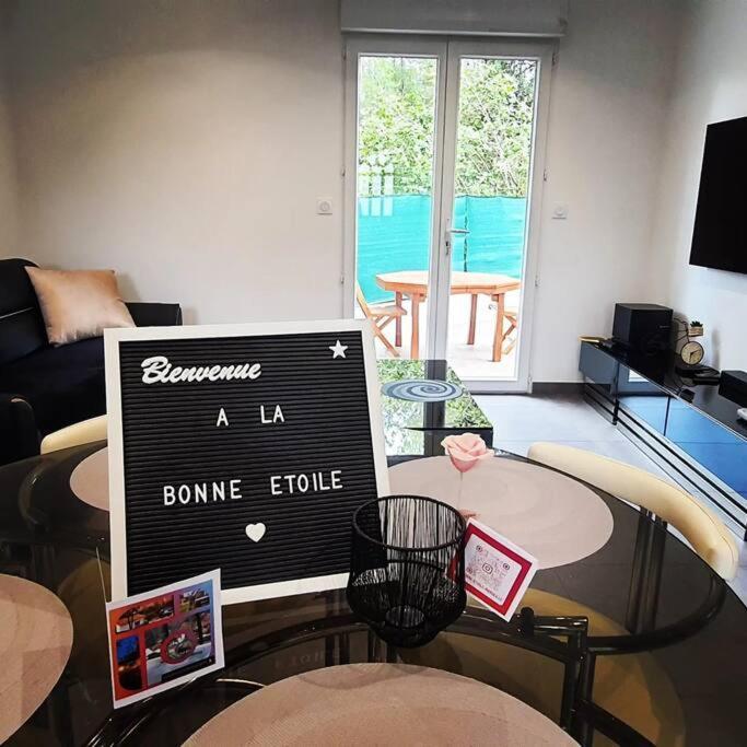 La Bonne Etoile ! Romantique ! Jacuzzi Et Piscine * Marseilles