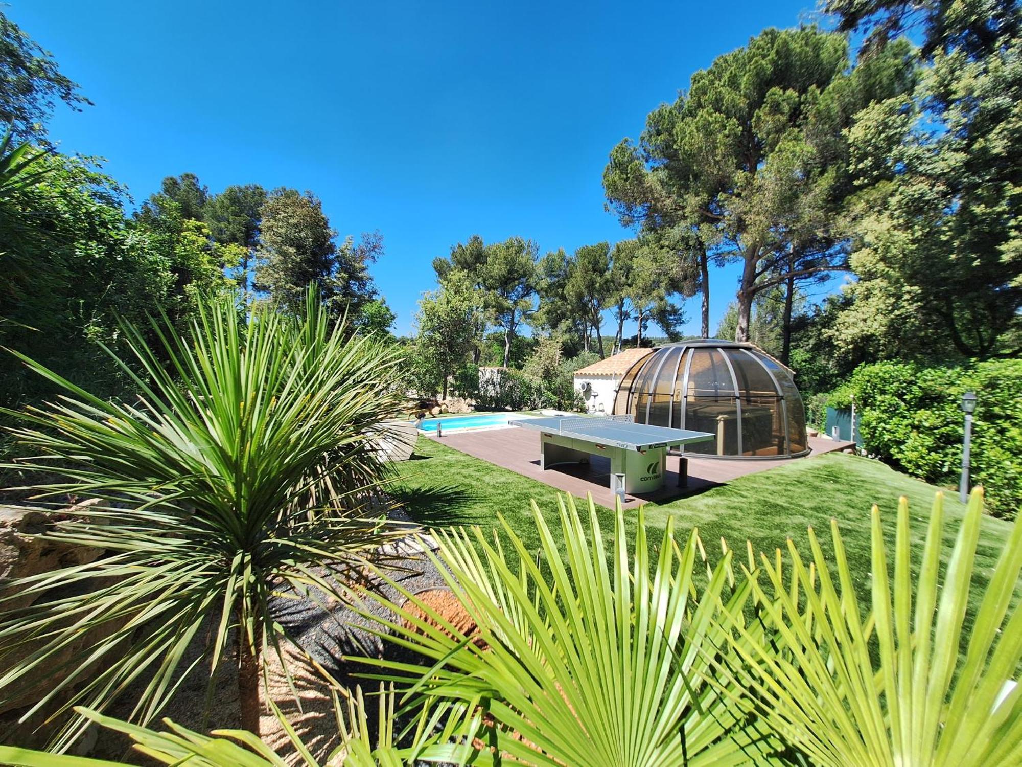 La Bonne Etoile ! Romantique ! Jacuzzi Et Piscine * Marseilles